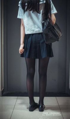 《年轻的女教师2》在线观看_高清日韩电影在线